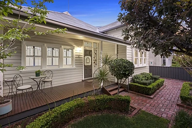 Sandringham 3कमरा Period Charm with an Entertainer’s Lifestyle