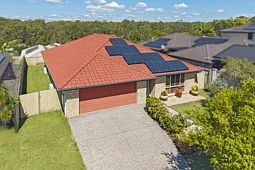 62 Ebony Crescent, Redland Bay