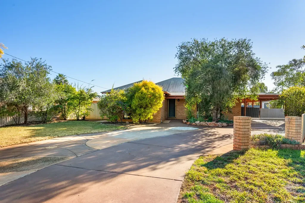 Kalgoorlie 4房  Freshly Updated, Family-Ready & Full of Extras in a Prime Location