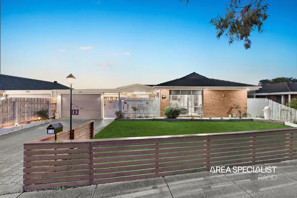 13 Marnie Drive, Cranbourne West, VIC 3977