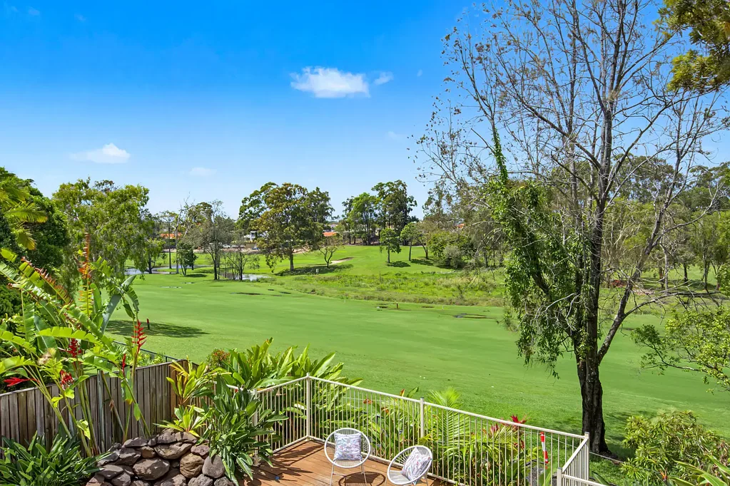 Parkwood 5Kwarto SPACE, VIEWS & VERSATILE GOLF COURSE LIVING