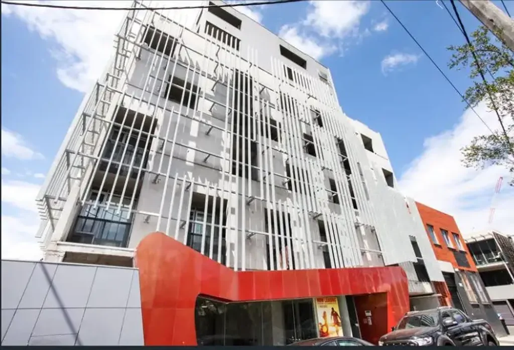 Fully Furnished in heart of Prahran
