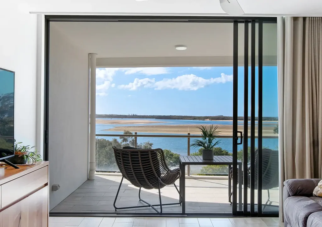 Maroochydore 3房  THREE BEDROOM APARTMENT IN COTTON TREE WITH SPECTACULAR NORTH FACING VIEWS!