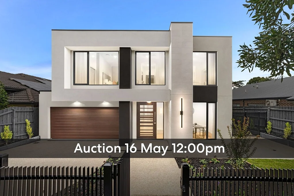 Oakleigh South 5Zimmer Custom-Built 5-Bedroom Luxury Residence on 615sqm in the Oakleigh South Primary Zone