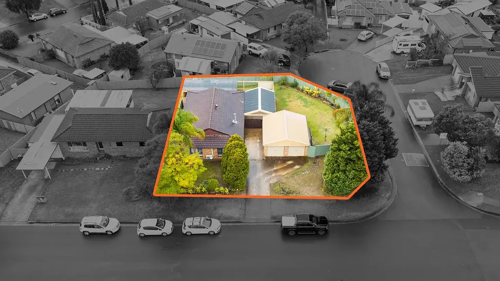 Eagle Vale 3બેડરૂમ A Generous 722.7sqm Block with Future Potential (S.T.C.A)