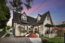 2 MOOREFIELD AVE, Hunters Hill