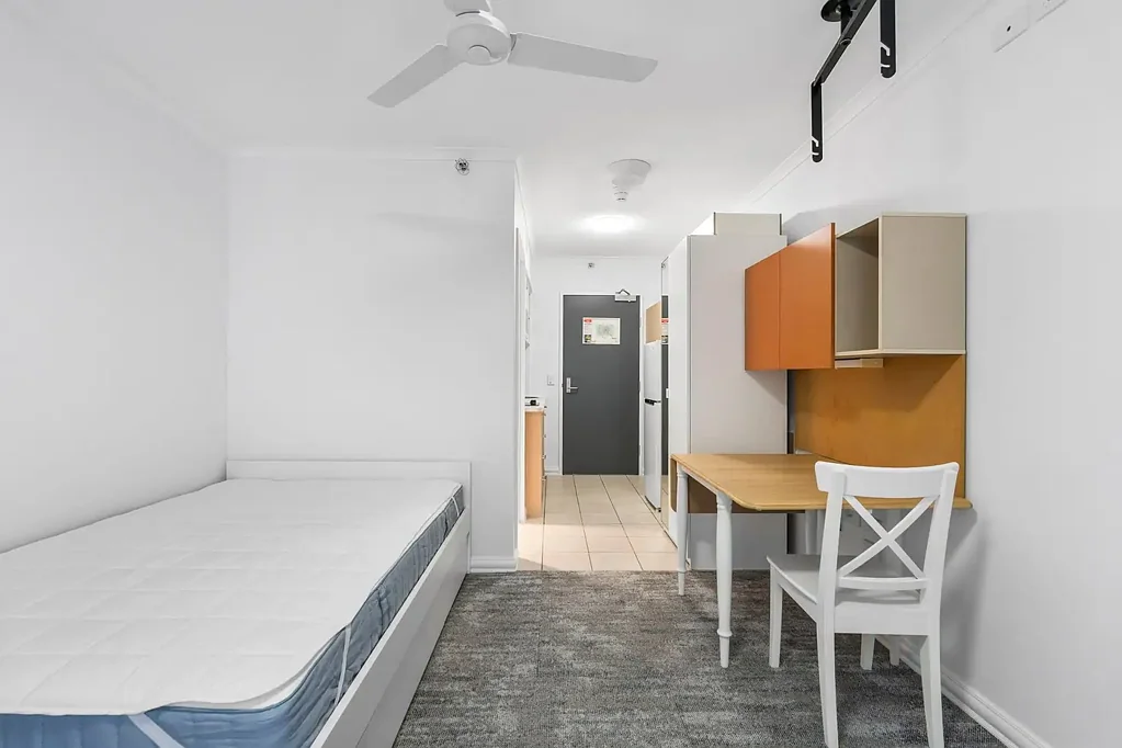 Stylish Studio Apartment in the Heart of Kangaroo Point