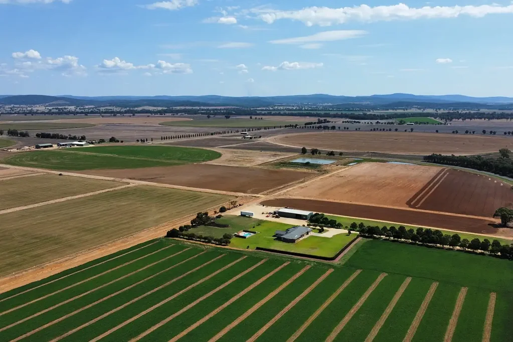 Cowra HIGHLY DEVELOPED IRRIGATION FARM!  BUY in part or as a whole