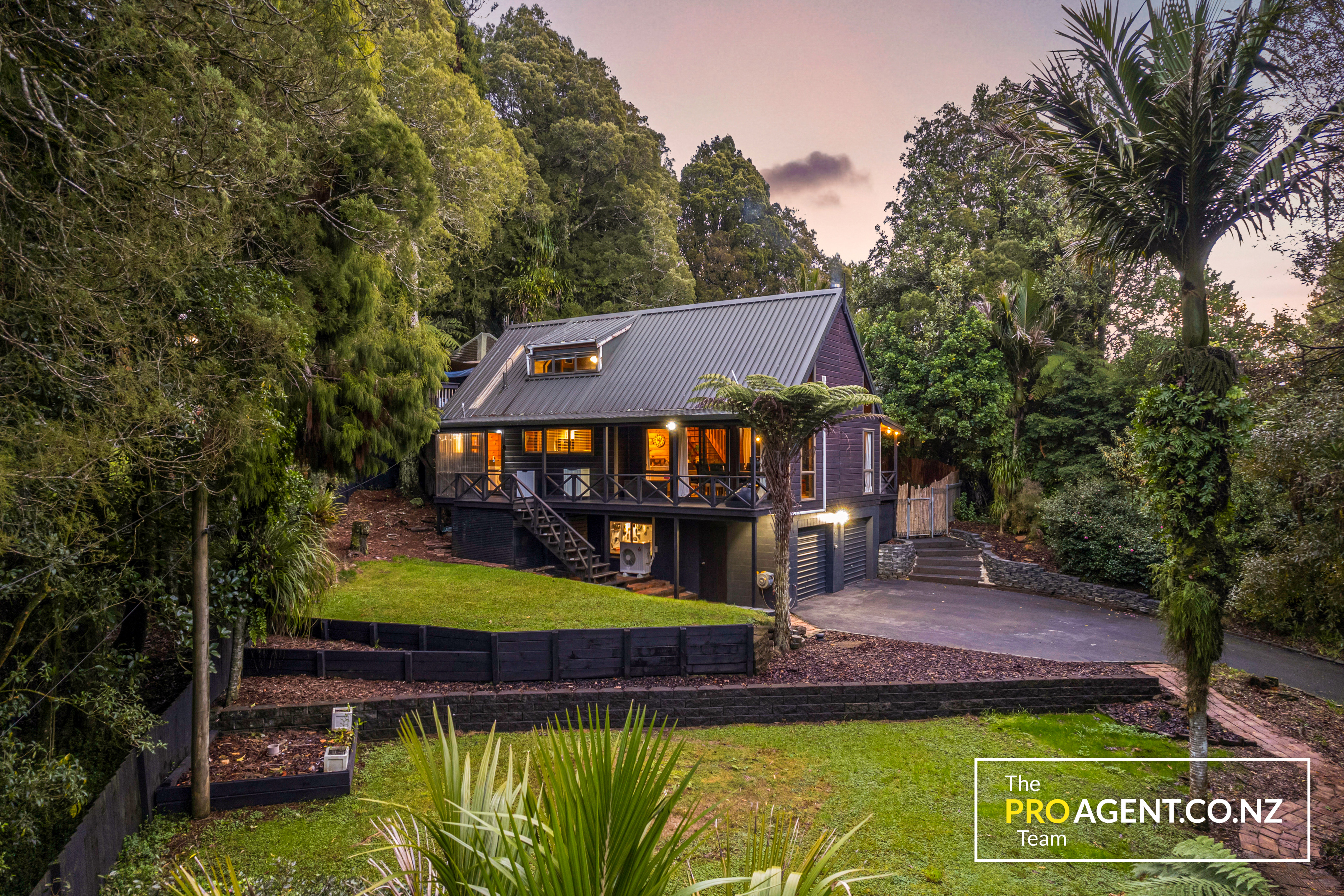 566 Scenic Drive, Waiatarua, Auckland - Waitakere, 3房, 0浴, House