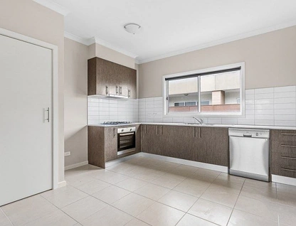 18A Honolulu Drive, Point Cook, South West Melbourne, 2 ห้องนอน, 1 ห้องน้ำ, Townhouse