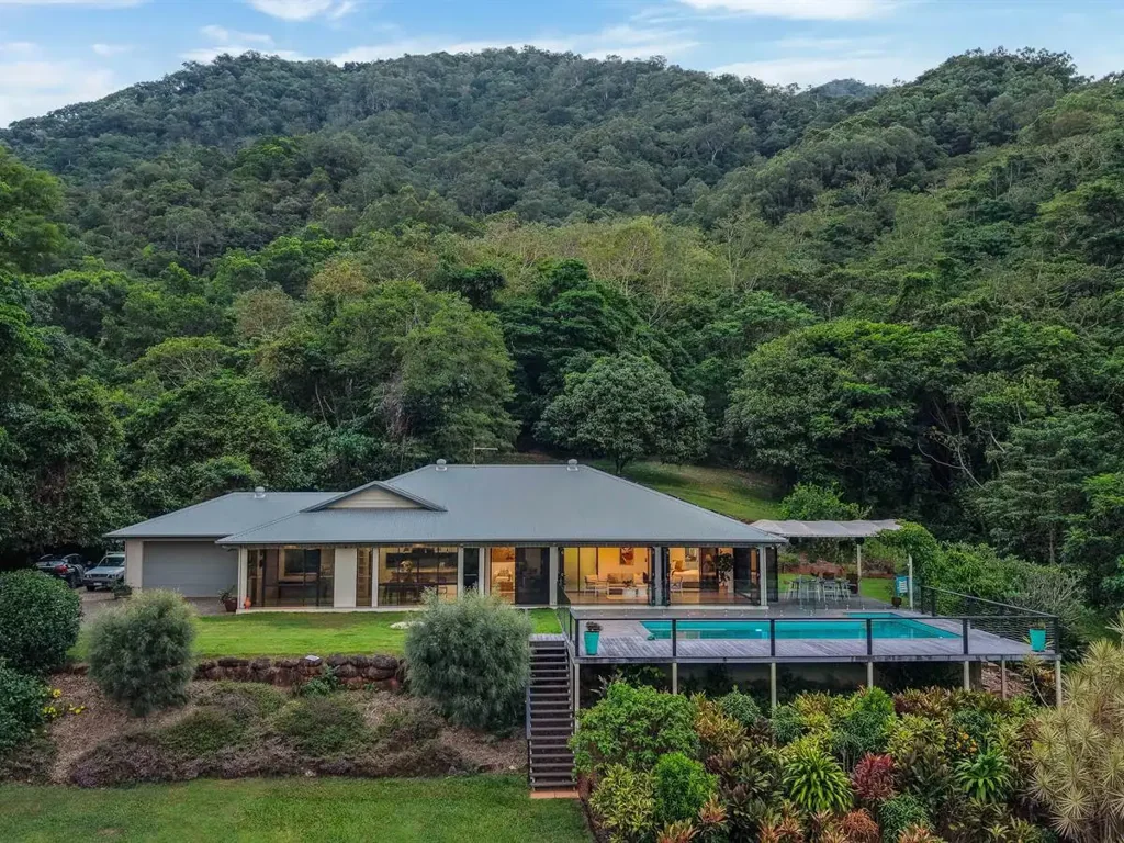 Redlynch 4房  Modern Acreage Retreat with Spectacular Views & Complete Privacy