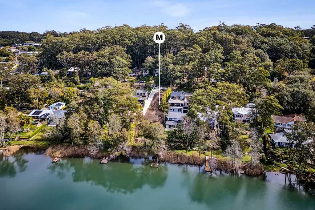 Avoca Beach Vacant land - DA approval for Montgomery Home