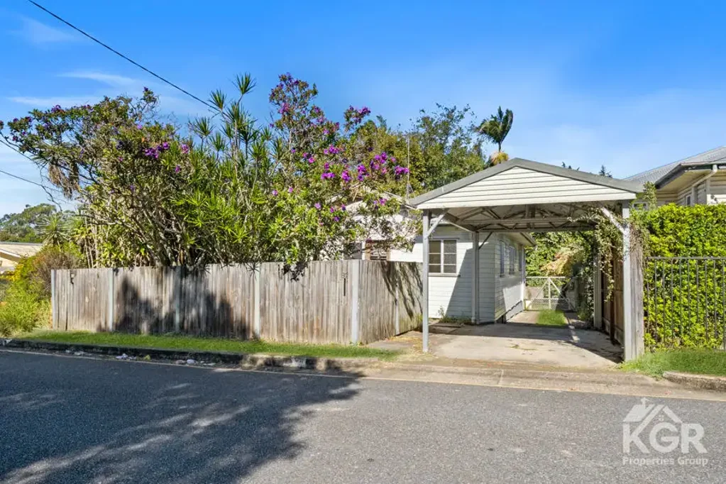 Spacious Family Living with Convenience at Upper Mt Gravatt