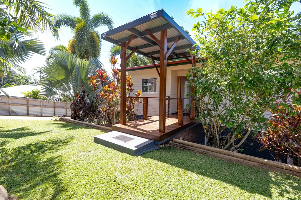 2 Dunkalli Cres, Wongaling Beach, QLD 4852