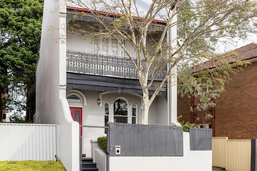 Petersham 3બેડરૂમ Freestanding Victorian home / garden oasis / city views