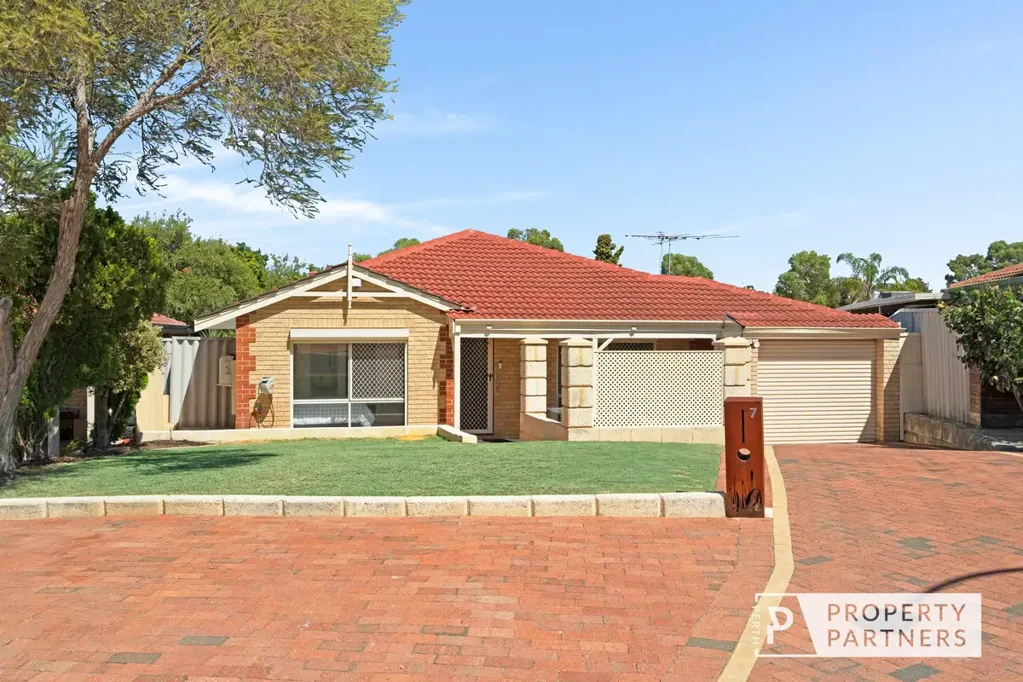 7 Aqua Court, Banksia Grove, WA 6031