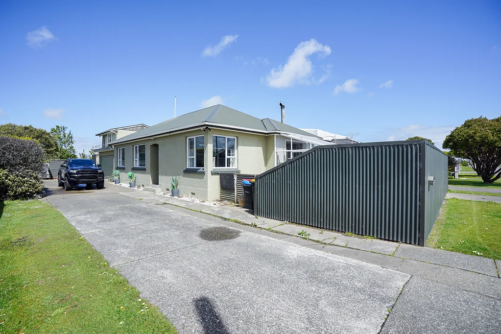 Hawthorndale 3Moenga Spacious family home with endless potential