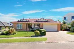 64 Geraldton Drive, Redhead