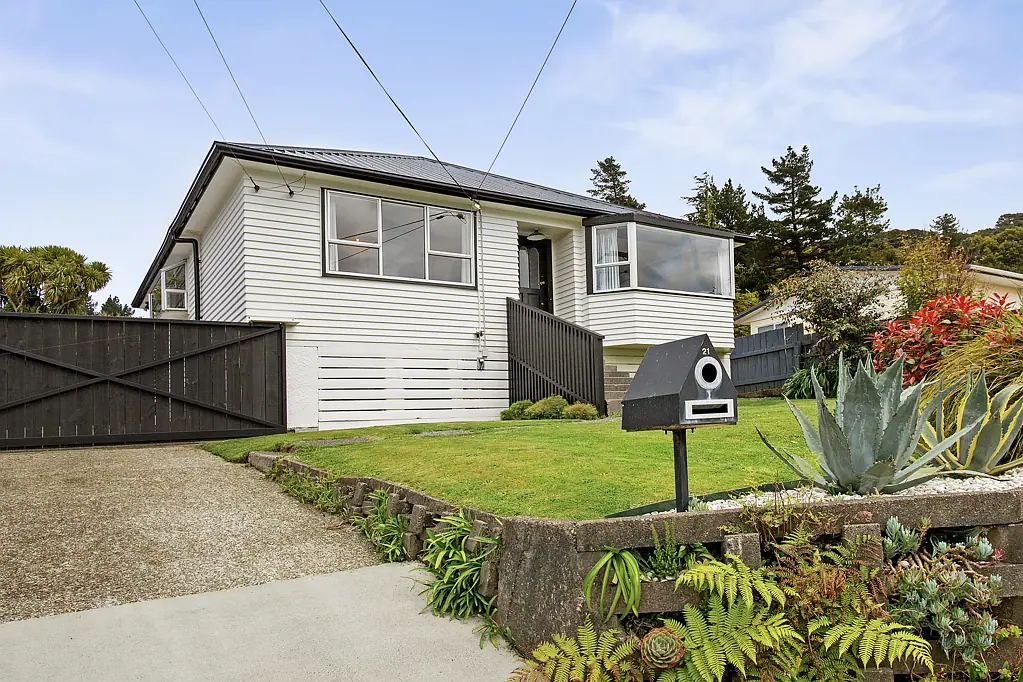 21 Mcgowan Road, Wainuiomata, Lower Hutt, Wellington
