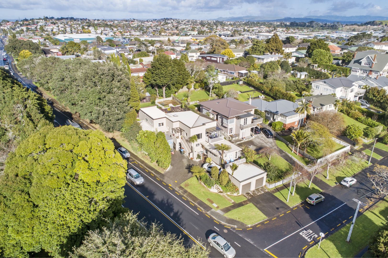 Residential  Mixed Housing Urban Zone