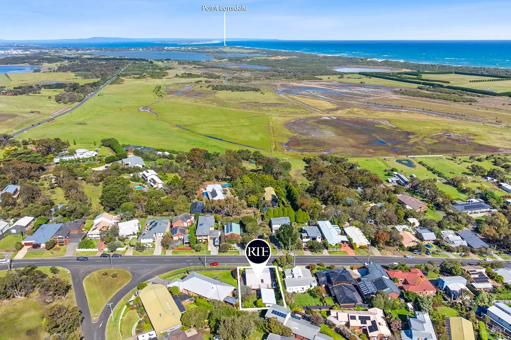 Ocean Grove 5ਬੈੱਡਰੂਮ Ocean Views With Dual Living - The Bellarine’s Best Buy