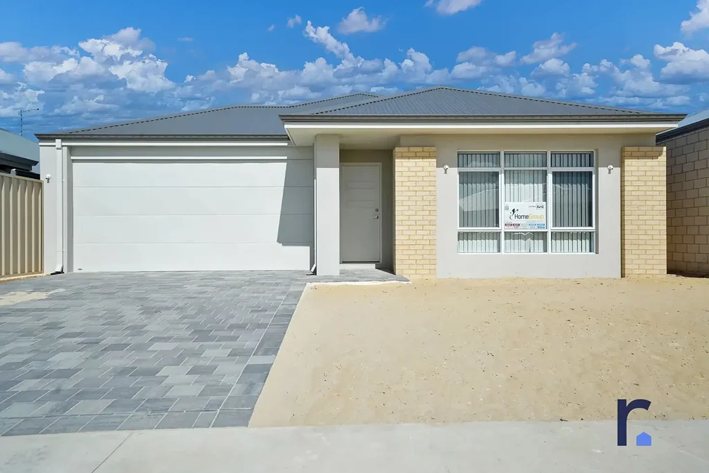 Brand-New Coastal Family Living – Style, Space & Modern Comfort
