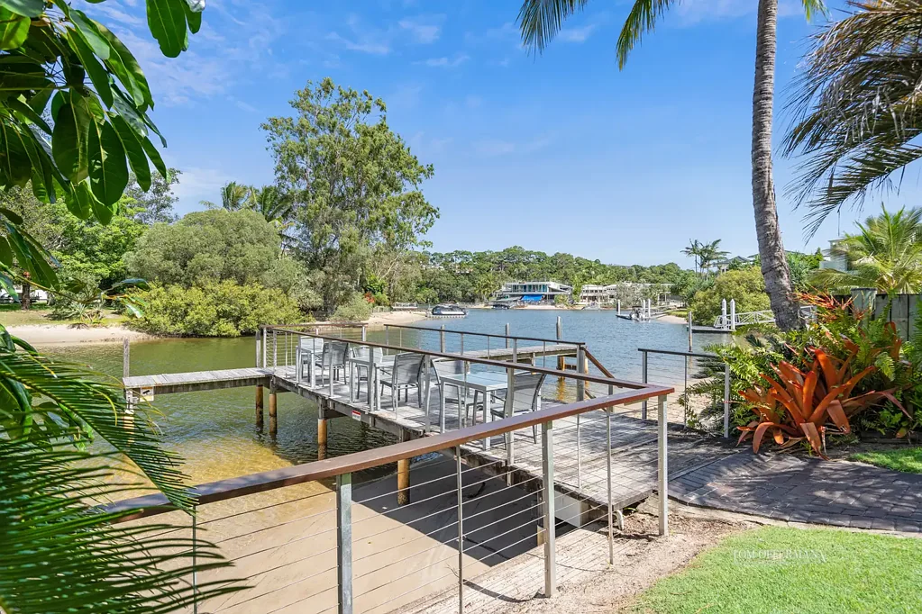 Noosa Heads 1 Bedroom Noosa Parade Perfection - A Prime Position Just Moments from Hastings Street
