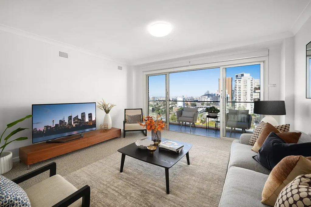 North Sydney 3 Bedroom Sky-high living with sparkling harbour, Opera House and bridge views
