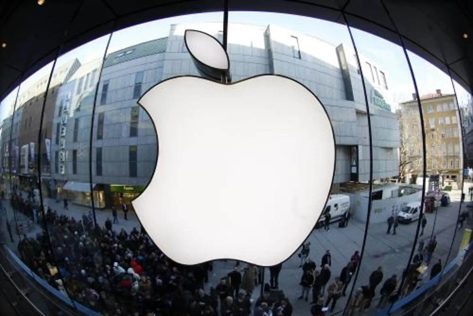 苹果推出漏洞奖励计划，还为黑客提供开发版iPhone