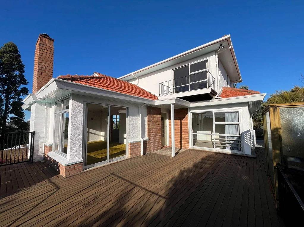 Beautiful Villa at St Heliers, with sea view a...
