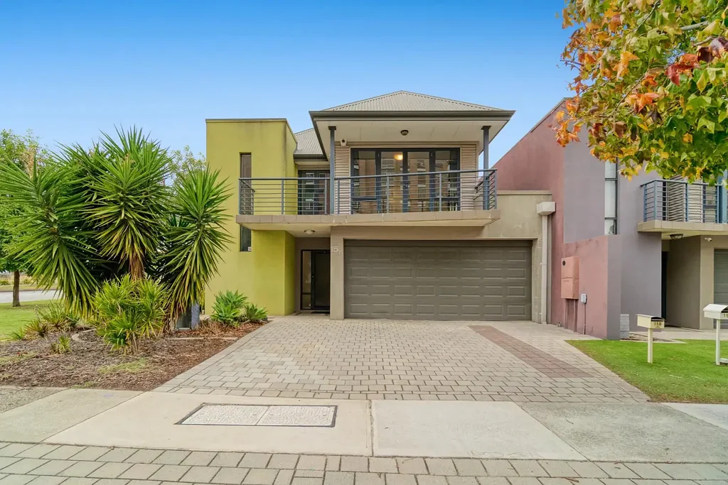 15B Leeder Street, Glendalough, WA 6016
