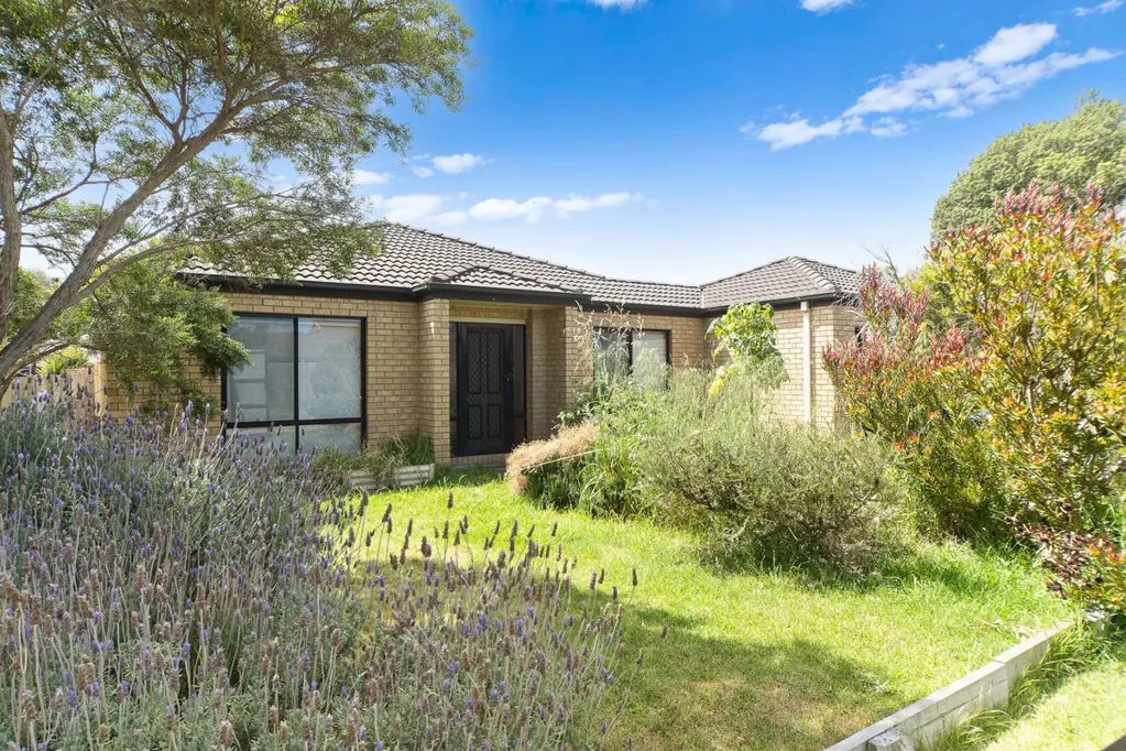 14 Carawa Way, Skye, VIC 3977