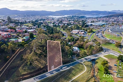 Lenah Valley Mountain Views and plenty of room to move