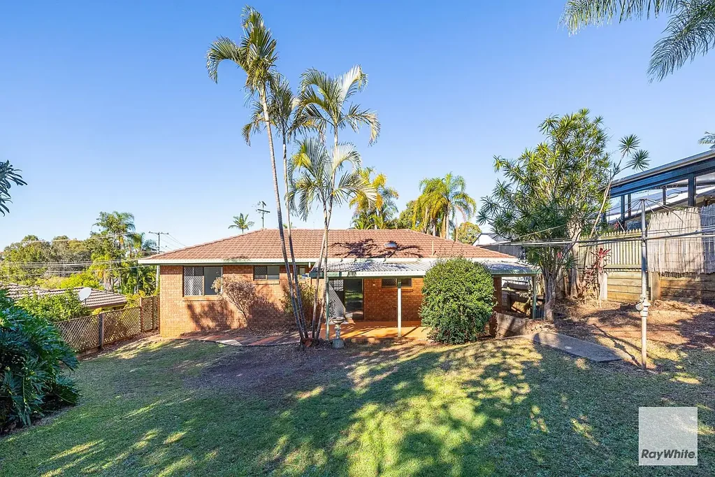 Peaceful, Convenient and Great Location!