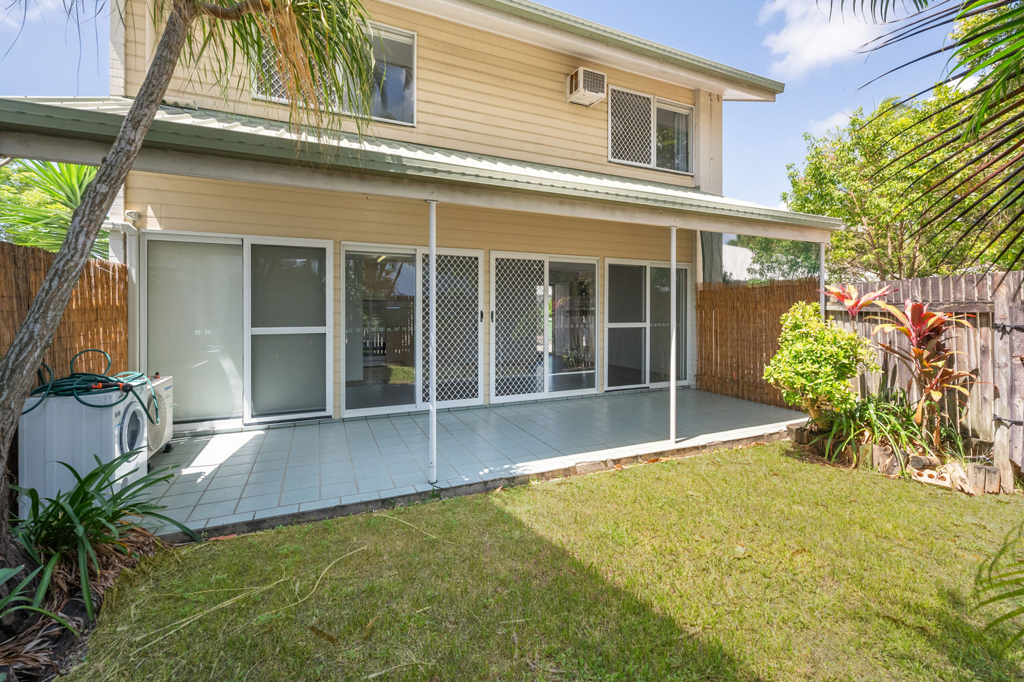 UNIT 4 64 GEORGE ST, MACKAY QLD 4740, 0 રૂમ, 0 બાથરૂમ, Townhouse