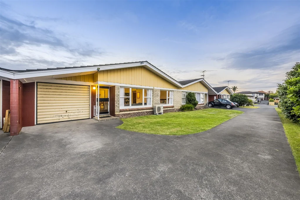 Papakura 2Habitaciones VENDOR IS SERIOUS- THEY'VE ALREADY BOUGHT.