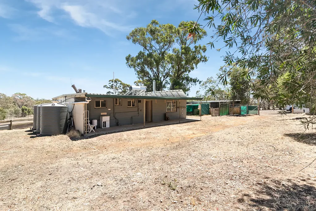 Heathcote 2બેડરૂમ AFFORDABLE ACERAGE CLOSE TO TOWN - 29 ACRES