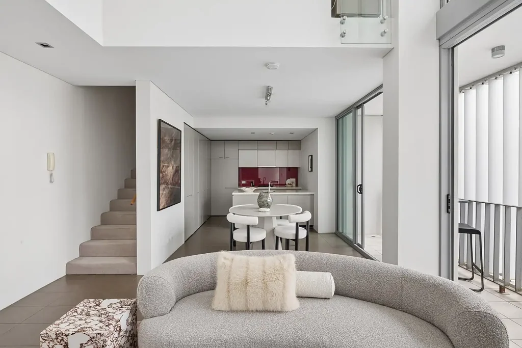 Surry Hills 1 Bedroom Modern dual level living in architect-designed 'Silkwood'