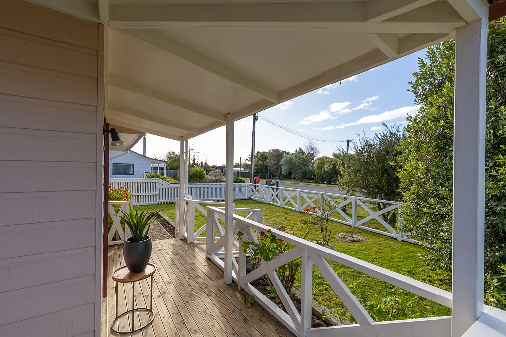 Mapua 2 Bedroom Begin or retire here in comfort!