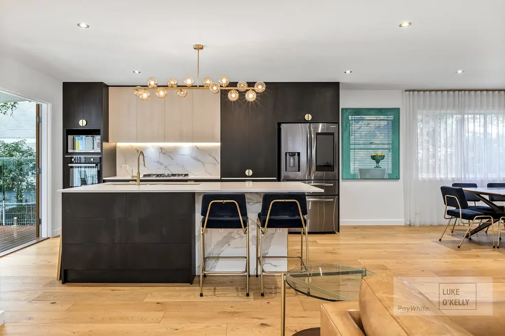 West End 4कमरा Luxury, Privacy & Position in West End