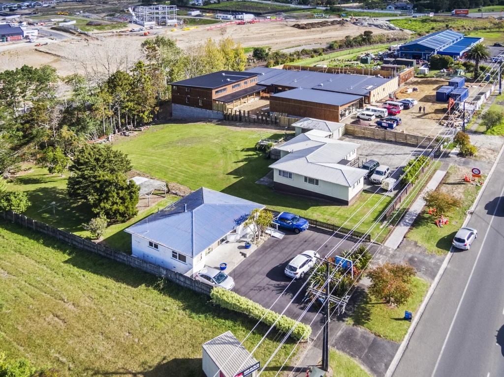 Kumeu Freehold Business Mixed Use Site with Income