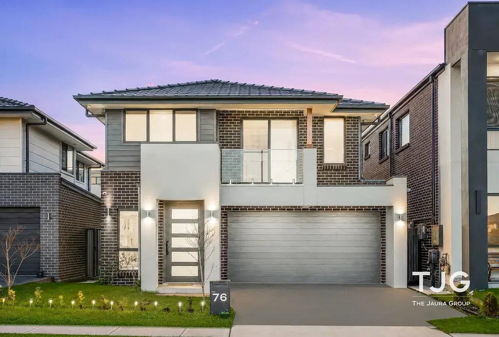 Box Hill 5 Bedroom The Complete Family Package with Premium Inclusions