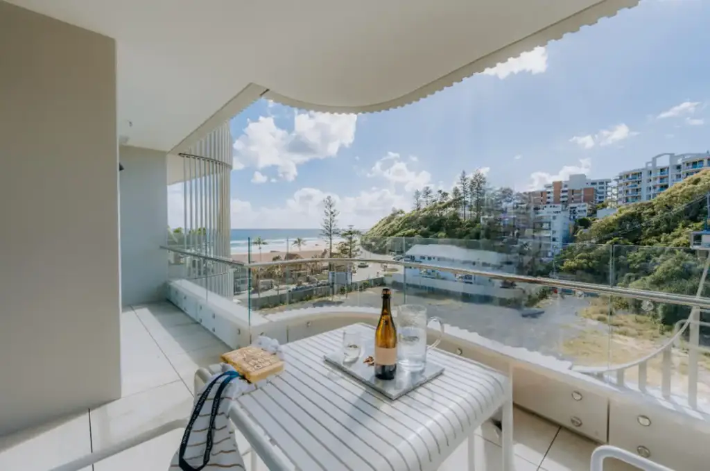 Coolangatta 1બેડરૂમ Coastal Elegance at 'Miles Residence'