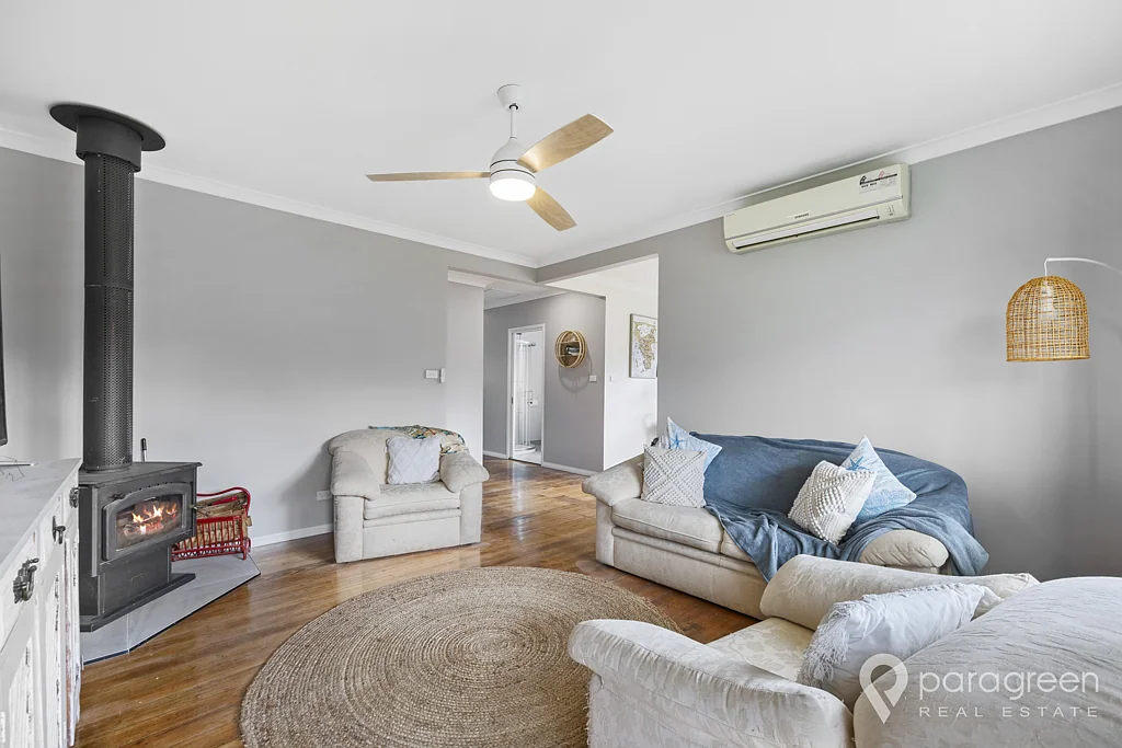 Toora 3ਬੈੱਡਰੂਮ A STYLISHLY RENOVATED OPPORTUNITY