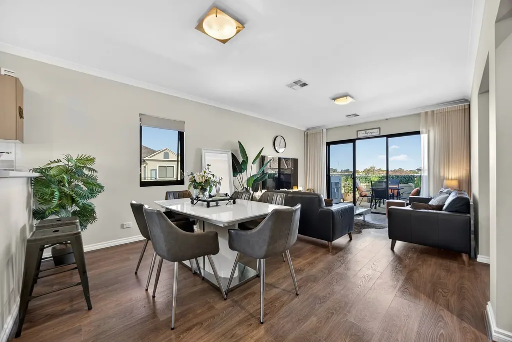Currambine 2房  UNDER OFFER