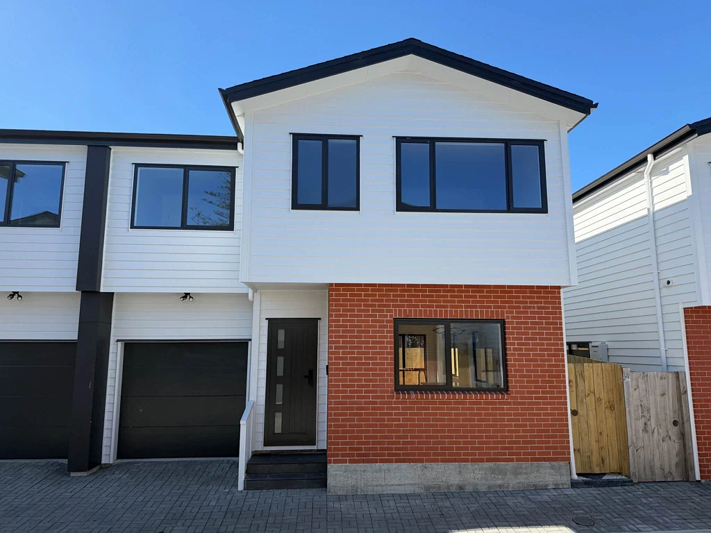 Favona 4房  Quality, Brand New Home – Must Sell!