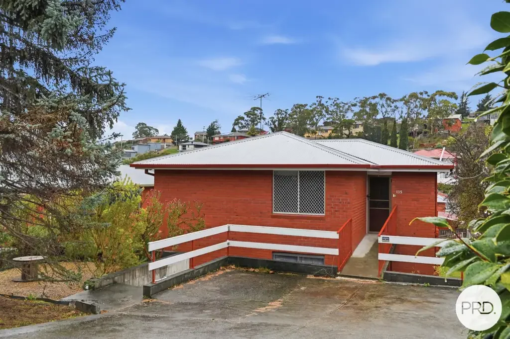 Comfortable 2-Bed Unit in West Moonah