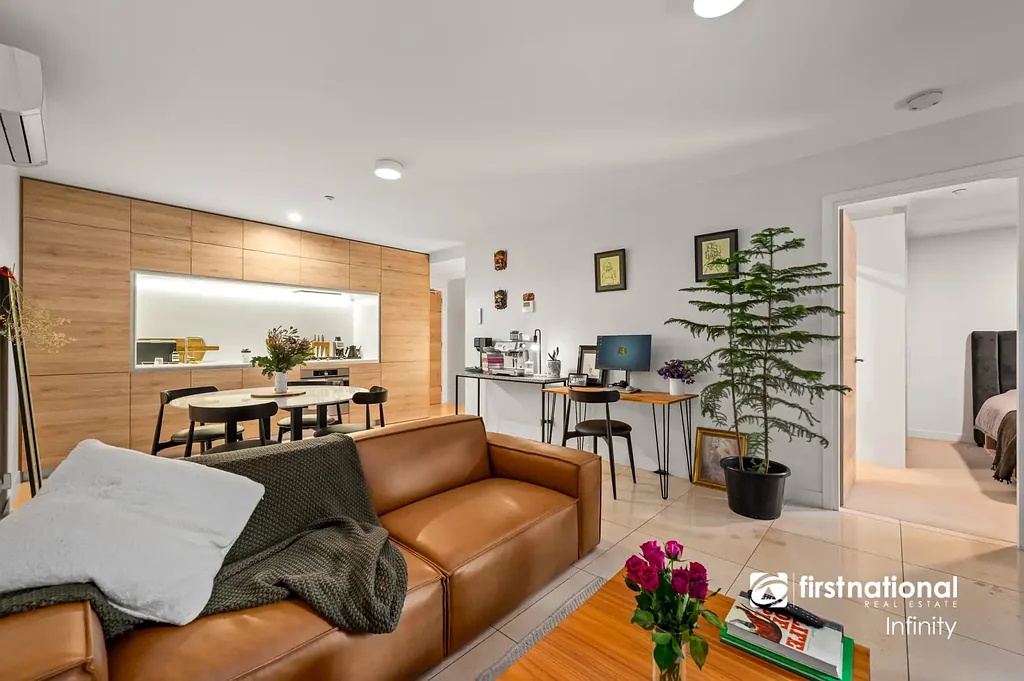 911/12 Queens Road, Melbourne, VIC 3004