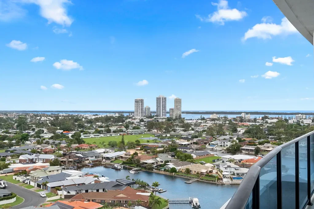 41301/5 Harbour Side Court, Biggera Waters, QLD 4216