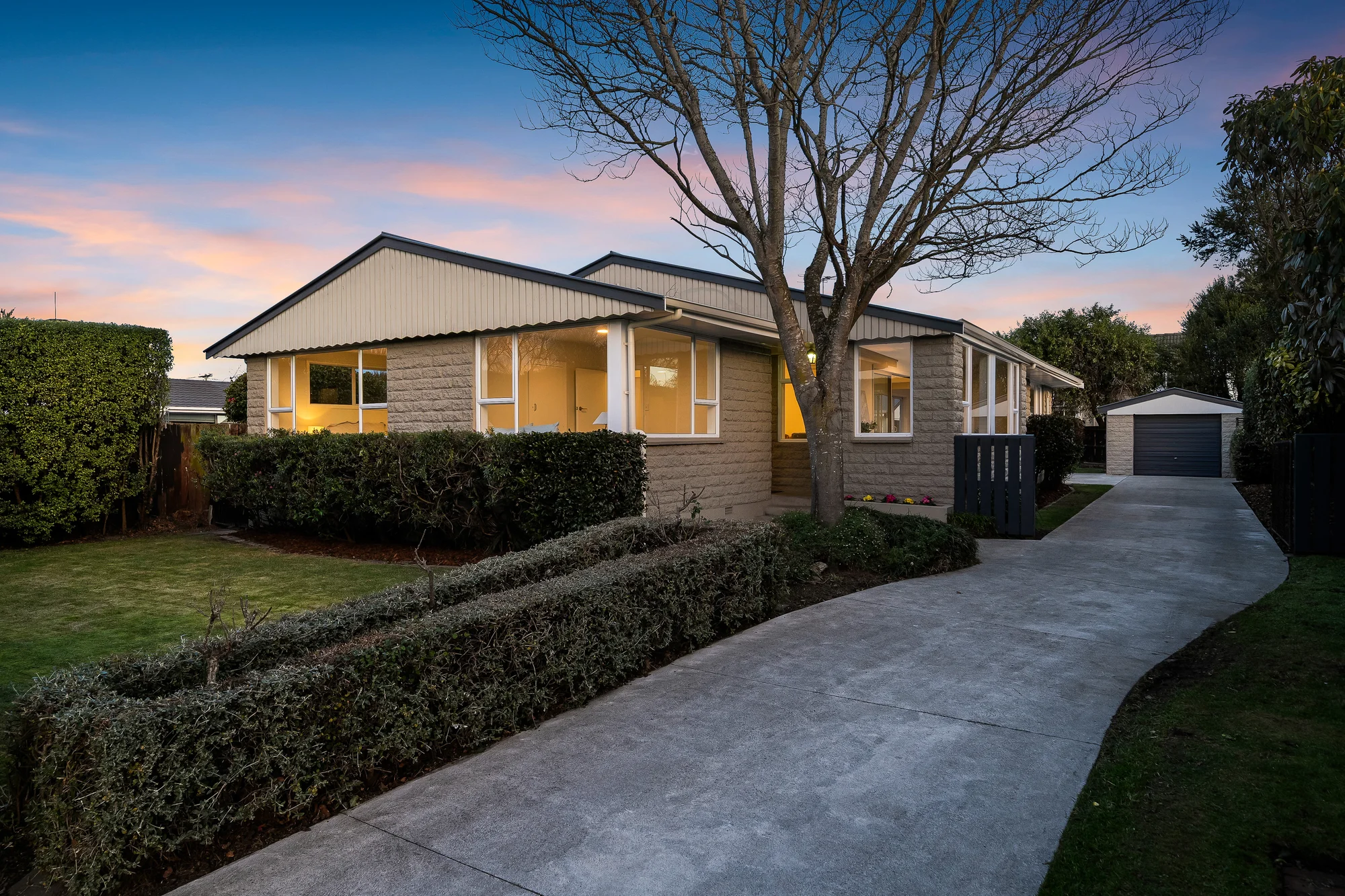 Avonhead 4房 An Avonhead Classic with Investment Potential